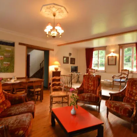 Holiday Home In Recques-Sur-Hem With Barbecue *