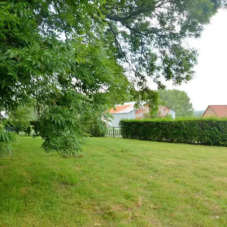 Holiday Home In Recques-Sur-Hem With Barbecue بيت للعطل